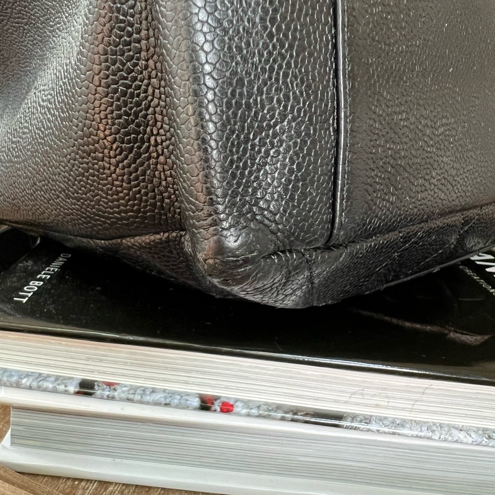 Chanel Gst Bag - Picture 8 of 8